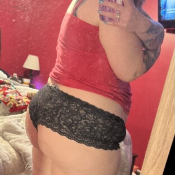 Profile picture of Tattooedpiercedrn