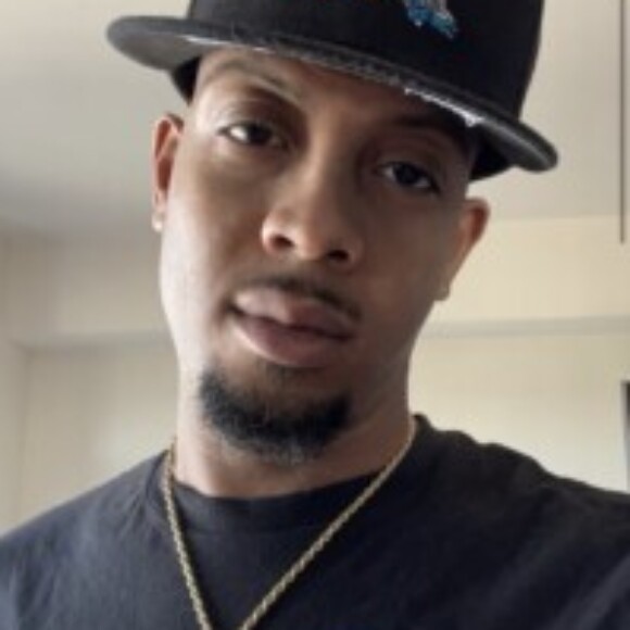 Profile picture of Akins