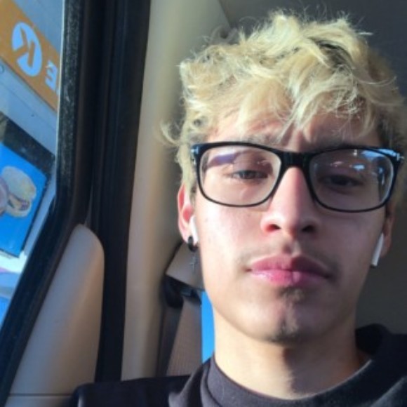 Profile picture of Gio