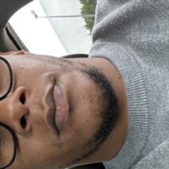 Profile picture of zeekt