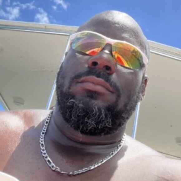 Profile picture of K