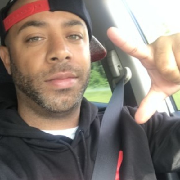 Profile picture of Rob