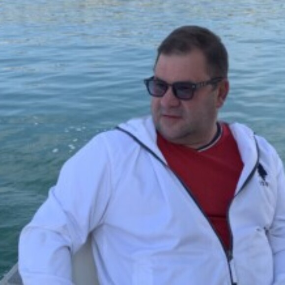 Profile picture of newoption2015
