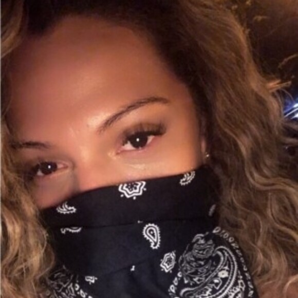 Profile picture of VixtoriaFoxx