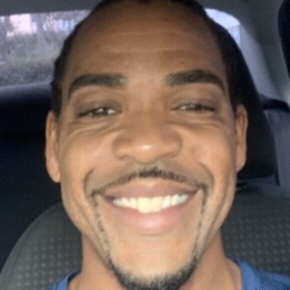 Profile picture of Ronnie