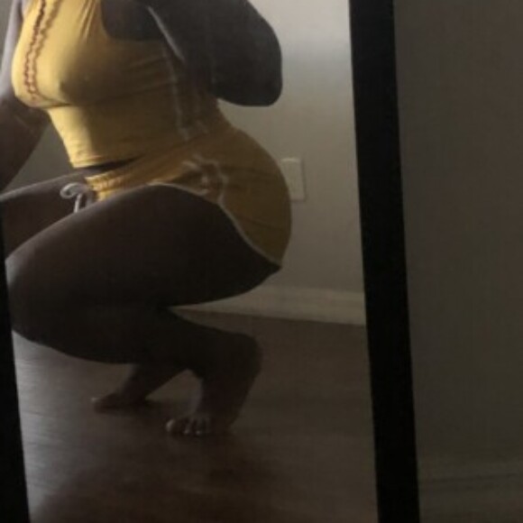 Profile picture of 2sluttyerica