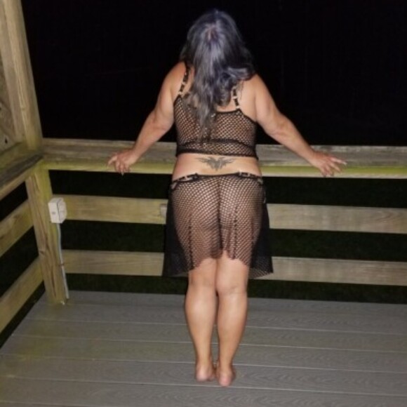 Profile picture of stag_n_hotwife