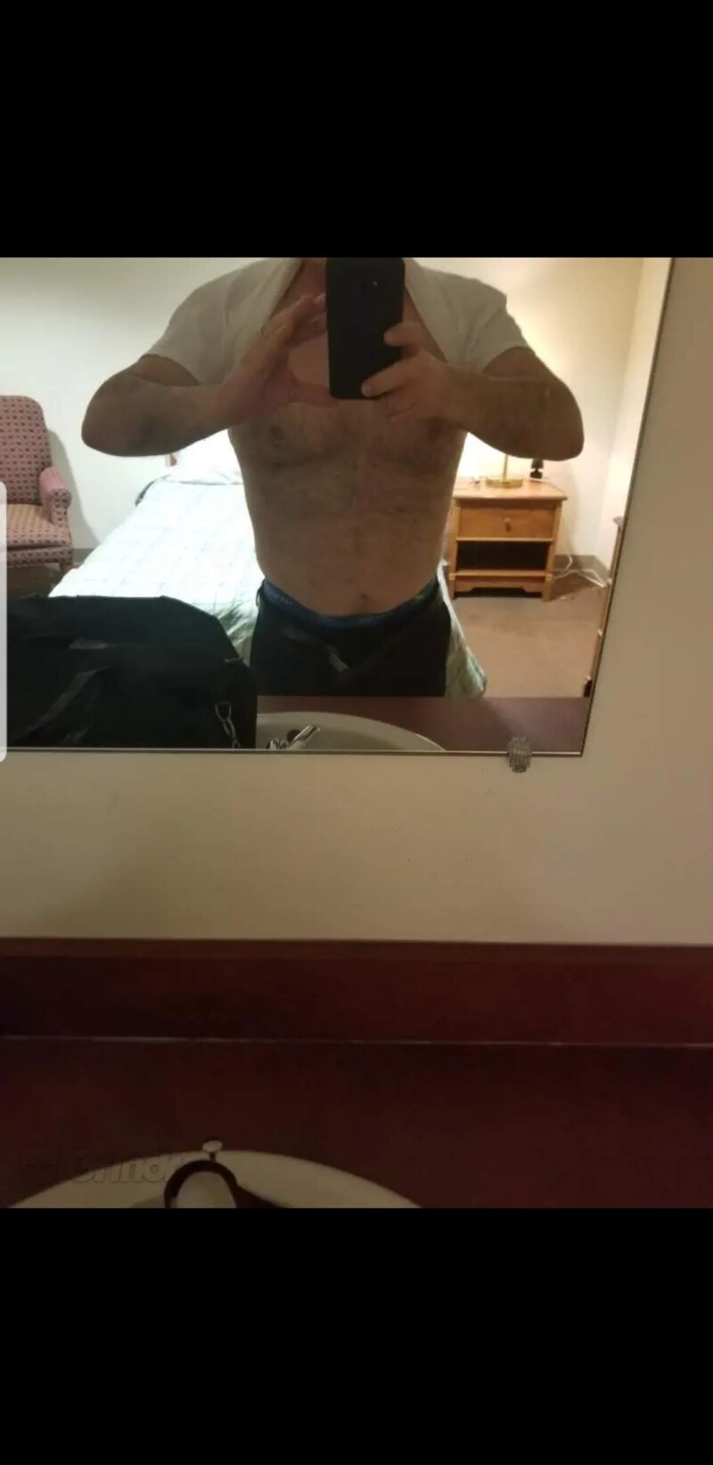 screenshot_20191214-173600_grindr