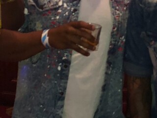 75588149-2CA9-4633-B921-ED0C08D019F4