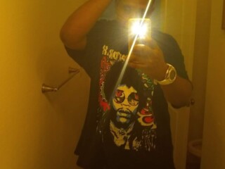 Screenshot_20220809-234030_Photos