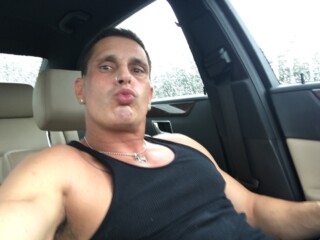 9A491998-2F81-47B4-9680-63453A851429